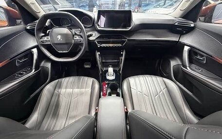 Peugeot 2008 II, 2023 год, 2 055 000 рублей, 11 фотография