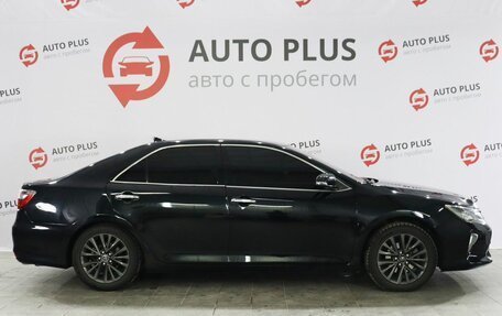 Toyota Camry, 2017 год, 2 080 000 рублей, 3 фотография