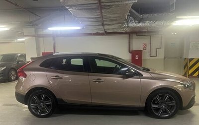 Volvo V40 II рестайлинг, 2015 год, 1 500 000 рублей, 1 фотография