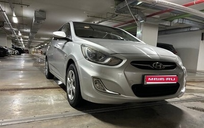Hyundai Solaris II рестайлинг, 2011 год, 910 000 рублей, 1 фотография