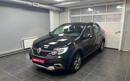 Renault Logan II, 2018 год, 1 075 000 рублей, 1 фотография
