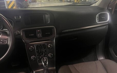 Volvo V40 II рестайлинг, 2015 год, 1 500 000 рублей, 8 фотография