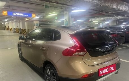 Volvo V40 II рестайлинг, 2015 год, 1 500 000 рублей, 7 фотография