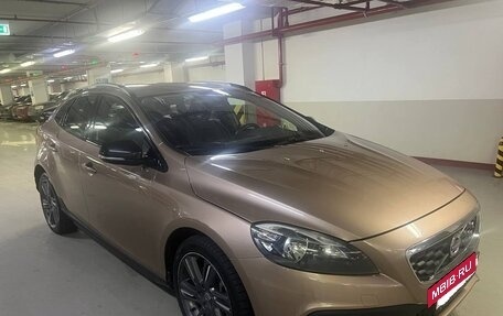 Volvo V40 II рестайлинг, 2015 год, 1 500 000 рублей, 3 фотография