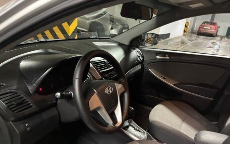 Hyundai Solaris II рестайлинг, 2011 год, 910 000 рублей, 13 фотография