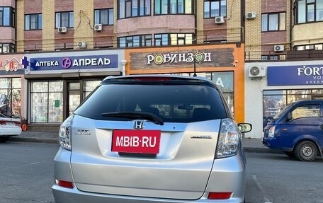 Honda Fit Shuttle I рестайлинг, 2012 год, 1 050 000 рублей, 5 фотография