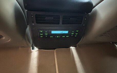 Toyota Land Cruiser 200, 2010 год, 3 150 000 рублей, 27 фотография