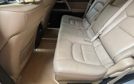 Toyota Land Cruiser 200, 2010 год, 3 150 000 рублей, 28 фотография