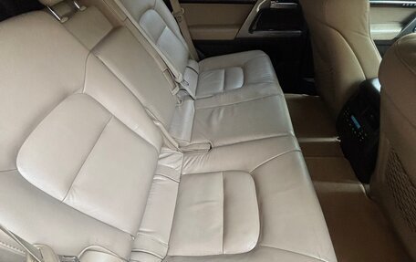 Toyota Land Cruiser 200, 2010 год, 3 150 000 рублей, 39 фотография