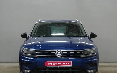 Volkswagen Tiguan II, 2019 год, 2 250 000 рублей, 2 фотография