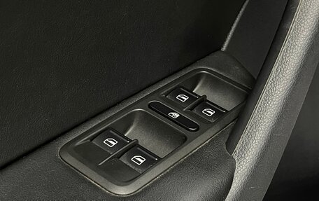 Skoda Yeti I рестайлинг, 2015 год, 1 629 000 рублей, 19 фотография