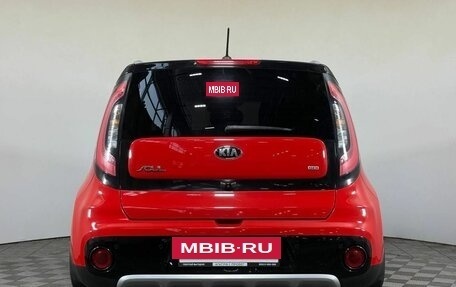 KIA Soul II рестайлинг, 2018 год, 1 695 000 рублей, 5 фотография