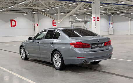 BMW 5 серия, 2017 год, 2 729 950 рублей, 8 фотография