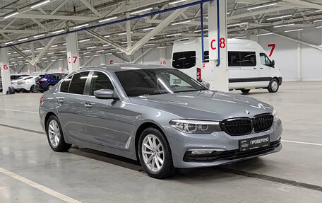 BMW 5 серия, 2017 год, 2 729 950 рублей, 3 фотография