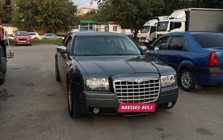 Chrysler 300C II, 2005 год, 790 000 рублей, 4 фотография