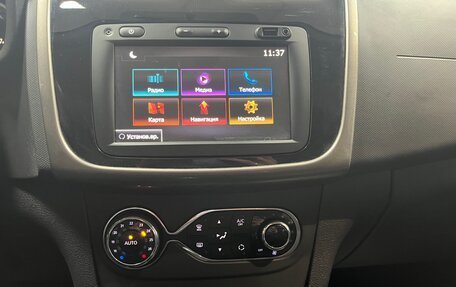 Renault Logan II, 2018 год, 1 075 000 рублей, 11 фотография