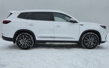 Chery Tiggo 8 Pro, 2022 год, 1 900 000 рублей, 4 фотография