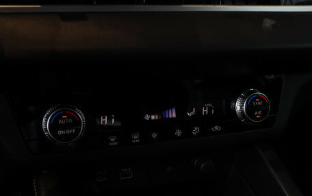 Mitsubishi Outlander, 2022 год, 3 900 000 рублей, 16 фотография