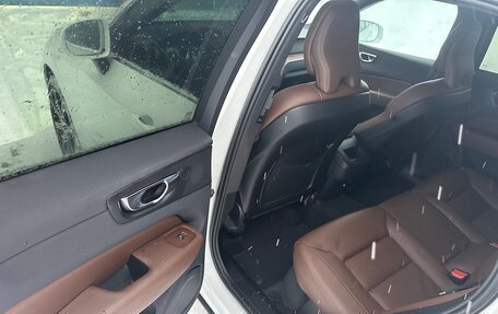 Volvo XC60 II, 2021 год, 4 400 000 рублей, 11 фотография