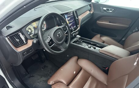 Volvo XC60 II, 2021 год, 4 400 000 рублей, 9 фотография