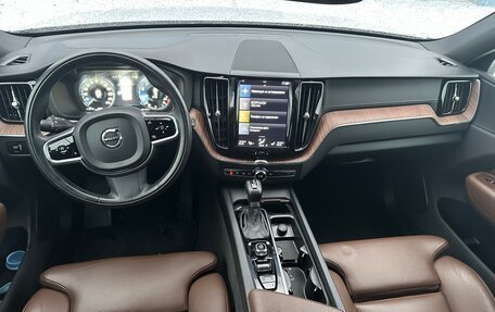 Volvo XC60 II, 2021 год, 4 400 000 рублей, 12 фотография