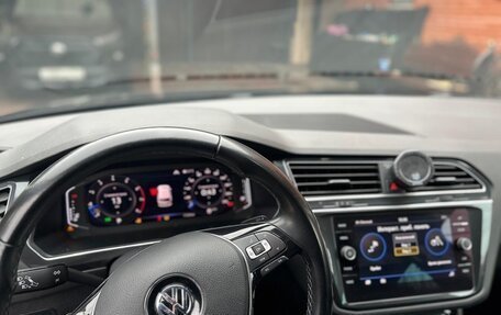 Volkswagen Tiguan II, 2020 год, 3 150 000 рублей, 5 фотография