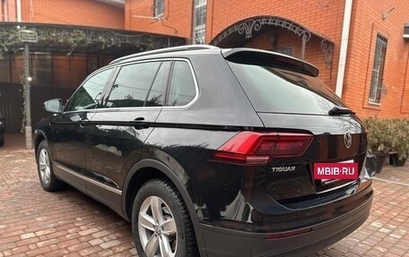 Volkswagen Tiguan II, 2020 год, 3 150 000 рублей, 3 фотография