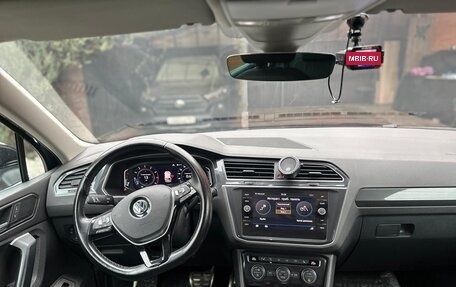 Volkswagen Tiguan II, 2020 год, 3 150 000 рублей, 4 фотография