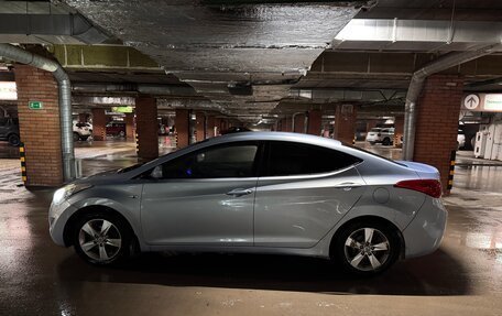 Hyundai Elantra V, 2011 год, 750 000 рублей, 3 фотография