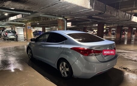 Hyundai Elantra V, 2011 год, 750 000 рублей, 4 фотография