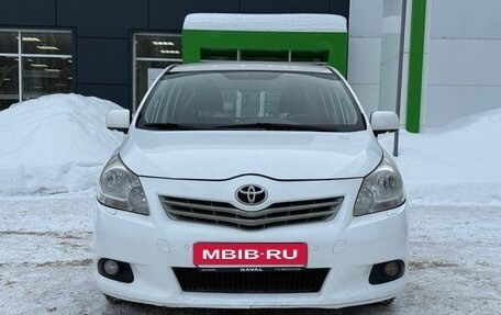 Toyota Verso I, 2010 год, 795 000 рублей, 2 фотография