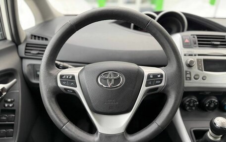 Toyota Verso I, 2010 год, 795 000 рублей, 12 фотография