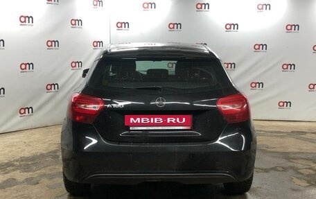 Mercedes-Benz A-Класс, 2017 год, 1 599 000 рублей, 5 фотография