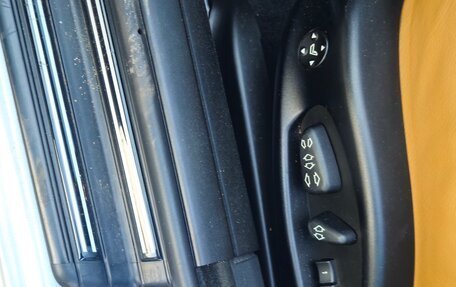 BMW 3 серия, 2004 год, 950 000 рублей, 16 фотография