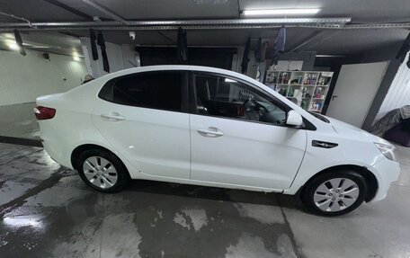 KIA Rio III рестайлинг, 2012 год, 570 000 рублей, 2 фотография