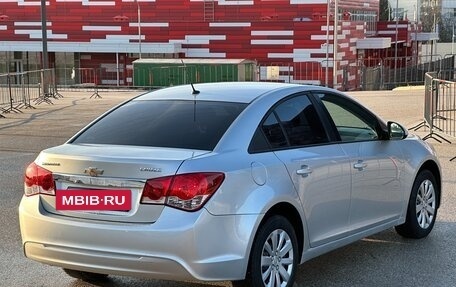 Chevrolet Cruze II, 2014 год, 997 000 рублей, 23 фотография