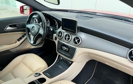 Mercedes-Benz GLA, 2014 год, 1 750 000 рублей, 11 фотография