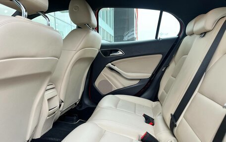 Mercedes-Benz GLA, 2014 год, 1 750 000 рублей, 13 фотография