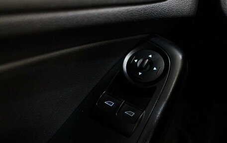 Ford Fiesta, 2016 год, 929 000 рублей, 15 фотография