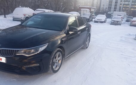KIA Optima IV, 2018 год, 1 800 000 рублей, 2 фотография