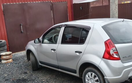 Renault Sandero I, 2012 год, 520 000 рублей, 3 фотография