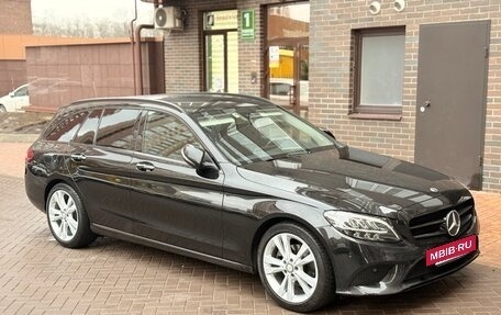 Mercedes-Benz C-Класс, 2019 год, 2 550 000 рублей, 3 фотография