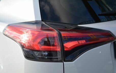 Toyota RAV4, 2019 год, 2 599 000 рублей, 12 фотография