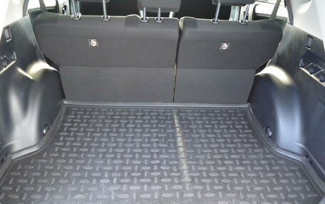 Toyota RAV4, 2019 год, 2 599 000 рублей, 15 фотография