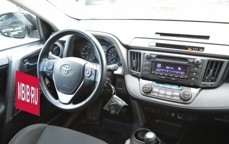 Toyota RAV4, 2019 год, 2 599 000 рублей, 19 фотография