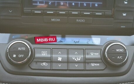 Toyota RAV4, 2019 год, 2 599 000 рублей, 25 фотография