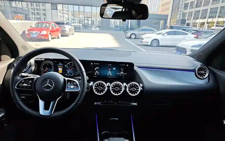 Mercedes-Benz GLA, 2022 год, 1 877 700 рублей, 8 фотография