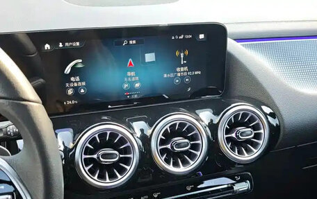 Mercedes-Benz GLA, 2022 год, 1 877 700 рублей, 10 фотография