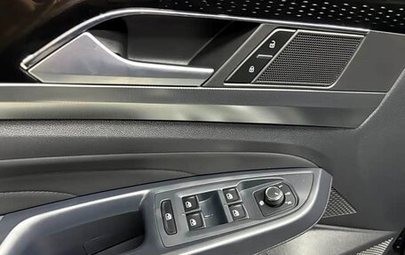 Volkswagen Passat B8 рестайлинг, 2022 год, 2 200 000 рублей, 8 фотография