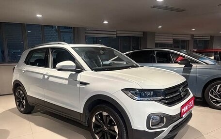 Volkswagen T-Cross I, 2022 год, 1 500 000 рублей, 1 фотография